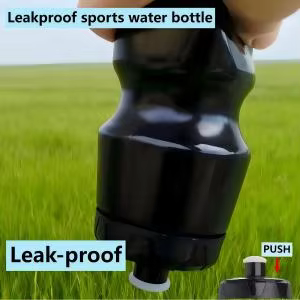 custom plastic squeeze sports bottle application scenario 1